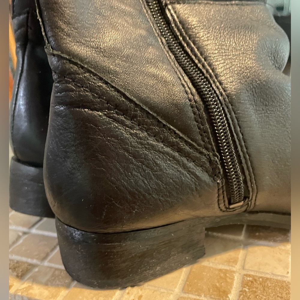 Carlos Santana Black Knee High Leather Boots Size 7 - Picture 4 of 10